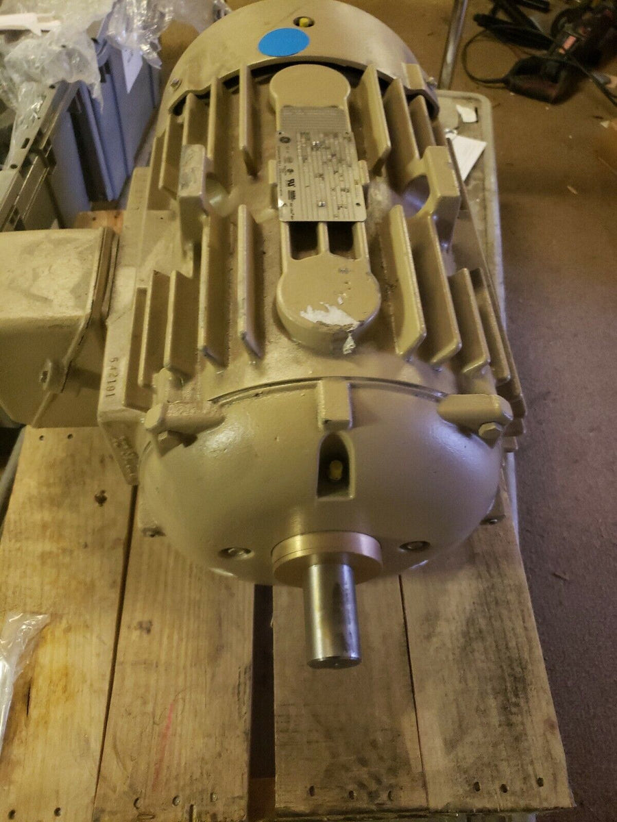 NEW GE ELECTRIC MOTOR 25 HIP, 3550 RPM, 460 V, 28 A, 60 HZ, 5KS284X...