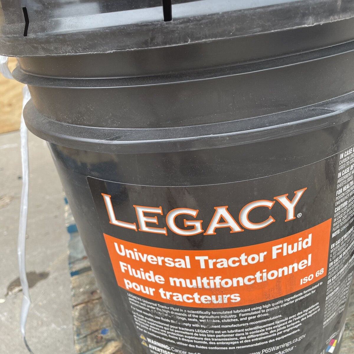 NEW Legacy Universal ISO 68 Tractor Fluid, 5 Gal | Mega Mart Warehouse