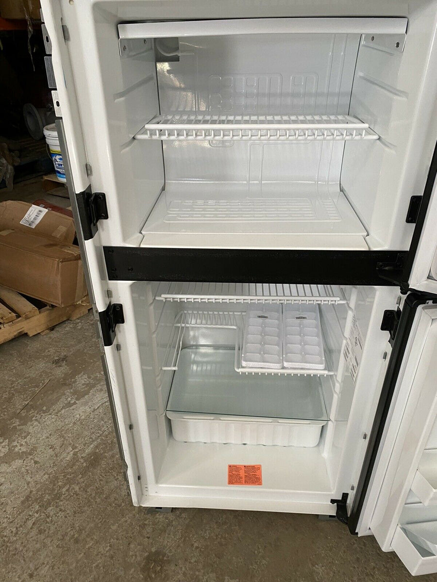 NEW Norcold DE0061R RV Trailer Refrigerator / Freezer Dual Compartm...