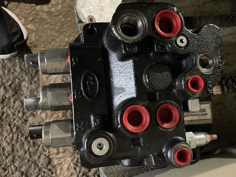 GENUINE OEM JOHN DEERE ELEC-HYD PROPORTIONAL VALVE AKK12505022573 *SHIPS FREE*