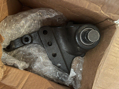 NEW FREIGHTLINER A16-20838-000 - BRACKET-SHKL/BSHG, FR, SUSP, RBR *FREE SHIPPING