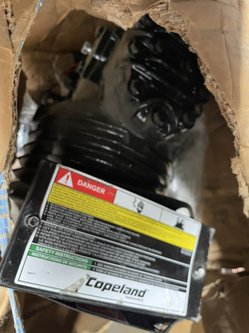 NEW COPELAND KARA-010E-TAC-800, 3 PH, R-22 Scroll Compressor, 12000 BTU, 230V
