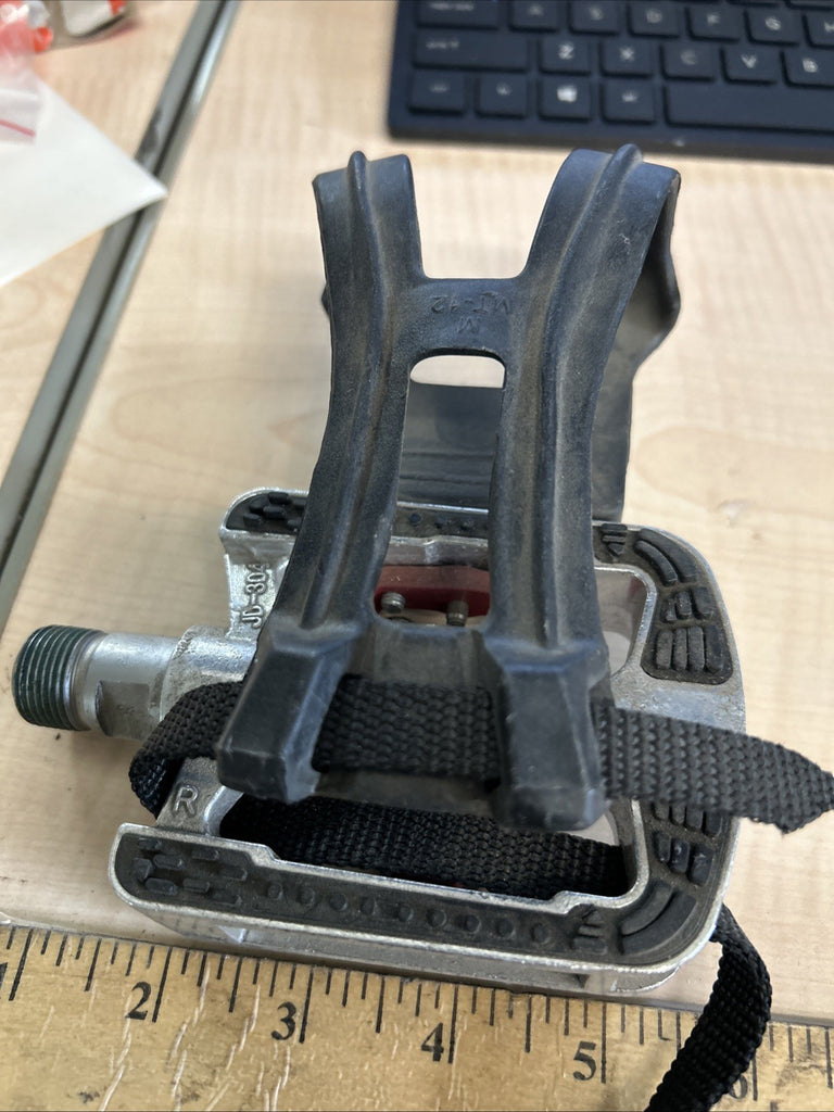 jd 304 pedal cleats New Indoor Cycling Exercise Spinning Right Pedal JD-304, FREE SHIPP