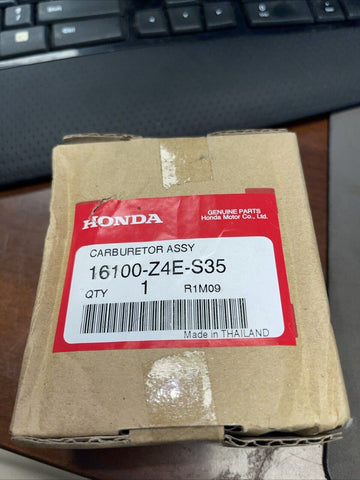 GENUINE HONDA CARBURETOR ASSEMBLY 16100-Z43-S35 *FREE SHIPPING*