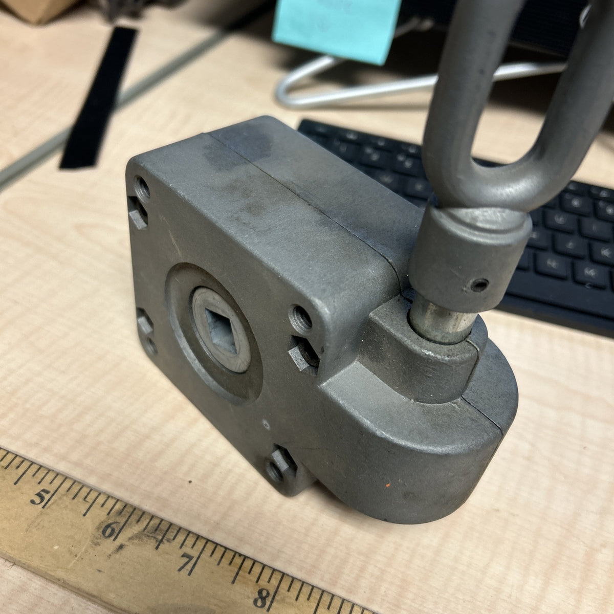 FARMTEK Roll-up Door 15:1 Gear Box | Mega Mart Warehouse