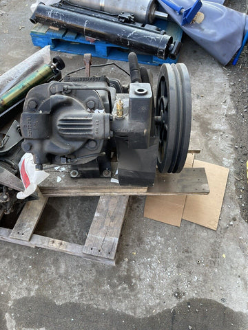 Ingersoll-Rand 7100 Air Compressor Pump 2 Étape