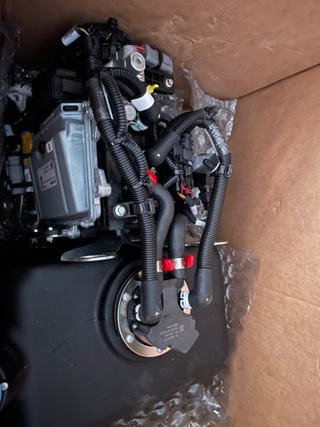 Neuf Module Ar-Diesel Échappement Liquide Tank Assemblage 4996626 - Caterpillar