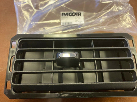 NEW GENUINE PACCAR Peterbilt 579 HVAC Dash Louvert S45-6031
