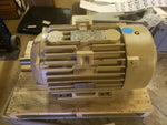 NEW GE ELECTRIC MOTOR 25 HIP, 3550 RPM, 460 V, 28 A, 60 HZ, 5KS284XAA118D4