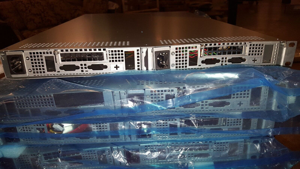 NEW ADVANCED CLUSTERING TECHNOLOGIES Customizable HPC Cluster Cabin...
