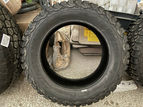 (1) New LT 275/55R20 BF Goodrich All-Terrain T/A KO2 115/112S - 15/32 SHIPS FREE