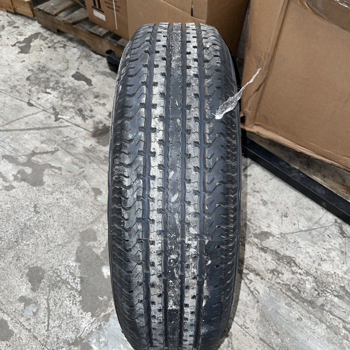 (1) NEW GoodRide ST100 Trailer Tire W/Rim ST205/75R15 D/8PLY **FREE...