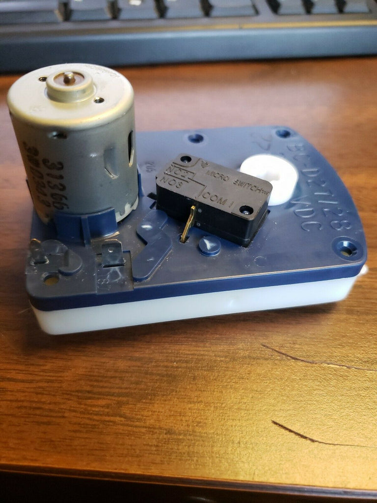 (2) NIDEC AMS BC-D27/28 24VDC Spiral Motor For Snack/ Drink Machine...