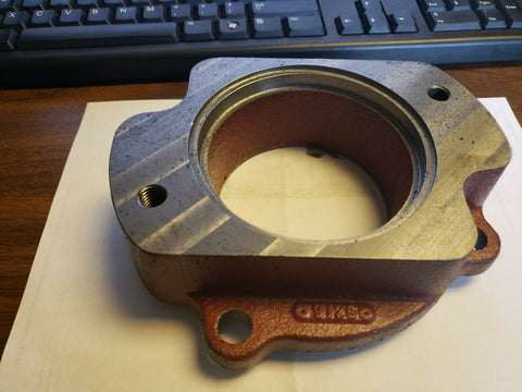 GENUINE John Deere YZ102370 Adaptor Plate - SAE B Pump-Mega Mart Warehouse-Ultimate Unclaimed Freight Buyer and Seller Specialists