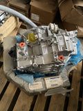 Brandneu Original One DA8Z-7000-Y Getriebe