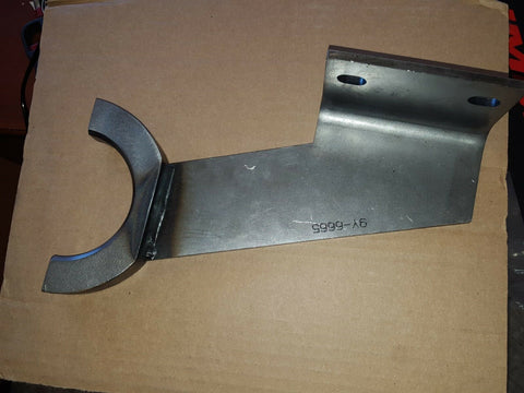 9Y6665, BRACKET AS-REAR CAT CATERPILLAR-Mega Mart Warehouse-Ultimate Unclaimed Freight Buyer and Seller Specialists