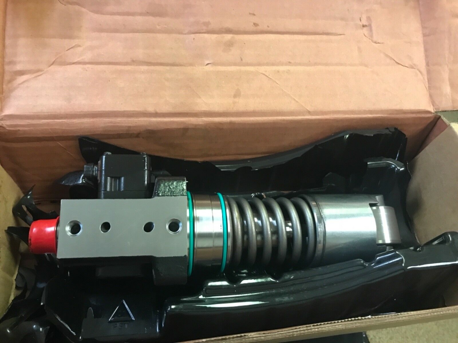こういちページ VOLVO XC90 MK2 Front Left Shock Absorber 32269548 NEW