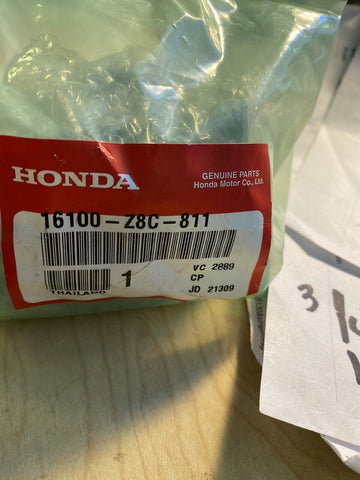 BRAND NEW GENUINE  Carburetor for Honda Engine Carb Rep OEM 16100-Z8C-811