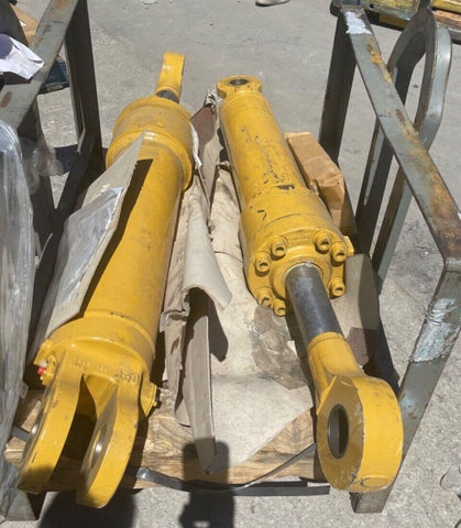 1 Neuf OEM Authentique CAT CATERPILLAR 384-2573 Cylindre Gp