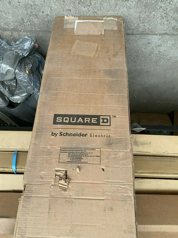 BRAND NEW 2 SQUARE D CIRCUIT BREAKERS AND PANEL  NQ CM4399398800-4000 1