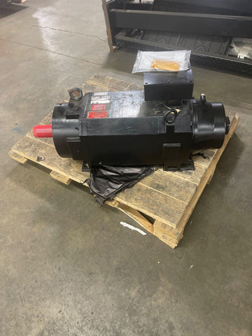 ALLEN BRADLEY Hpk-Series 460V AC Giratorio Servo Motor HPK-B1815C-SA42BA