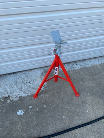 NEW Ridgid 56662 V-Head Pipe Stand,1/8 To 12 In.-Mega Mart Warehouse