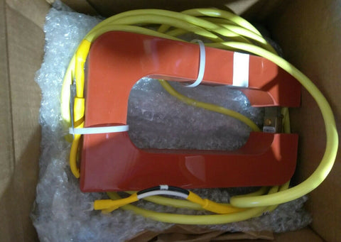 NEW FCL-2500/5-R Current Transformer-Mega Mart Warehouse-Ultimate Unclaimed Freight Buyer and Seller Specialists