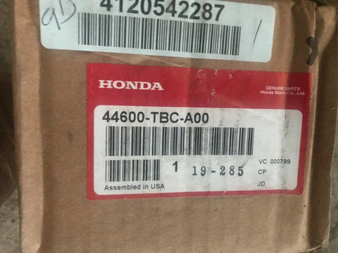 NEW Genuine OEM Honda Hub Assembly Front 44600-TBC-A00-Mega Mart Warehouse-Ultimate Unclaimed Freight Buyer and Seller Specialists