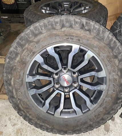 GOODYEAR LT275/.65R18 113/110Q  WRANGLER DURATRAC  ( 4 TIRES )