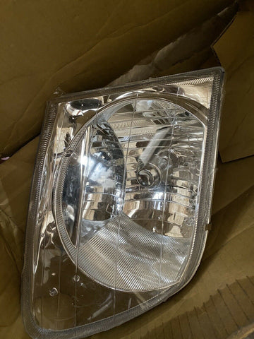 BRAND NEW  Fr345-B001R Ford Passenger Side Head Lamp Assembly
