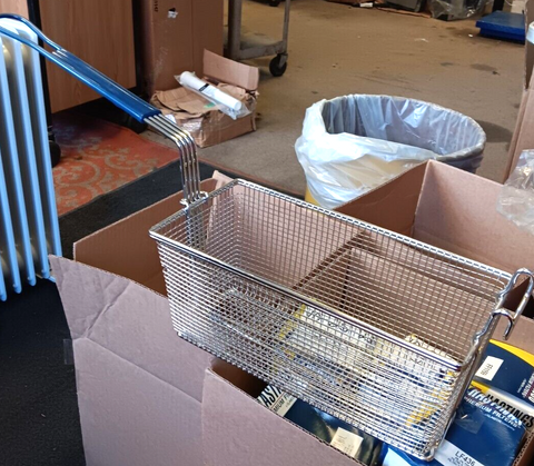 NEW FRY BASKET RECTANGLE COATED HANDLE (FREE SHIPPING)