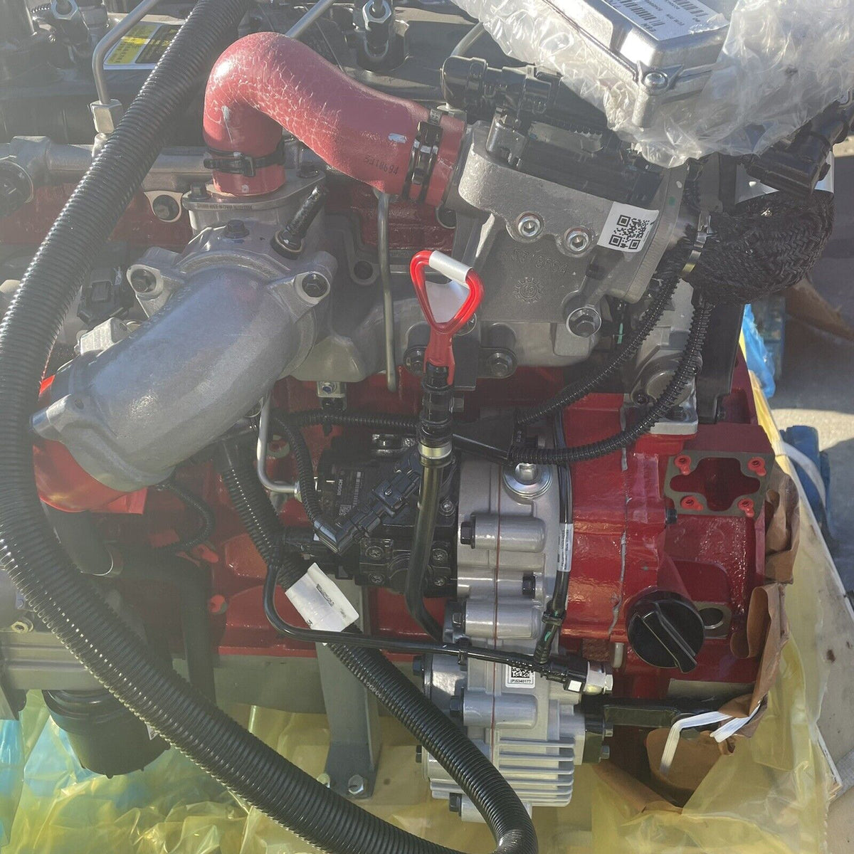 NEW CUMMINS QSF2.8 Forklift Diesel Engine Assembly With Supercharge...