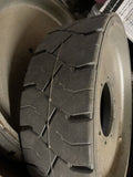 NEW GENUINE CAMSO 25 X 6.75 TIRE FOR SKID LOADERS, TRACTOR, ETC. *FREE SHIPPING*