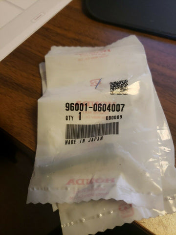 (3 PC LOT) GENUINE OEM HONDA BOLT, FLANGE, 6X40, 96001-0604007-Mega Mart Warehouse-Ultimate Unclaimed Freight Buyer and Seller Specialists