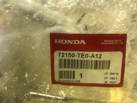 New OEM Genuine Honda Latch Assy-, L- Fr- 72150TE0A12 / 72150-TE0-A12-Mega Mart Warehouse-Ultimate Unclaimed Freight Buyer and Seller Specialists