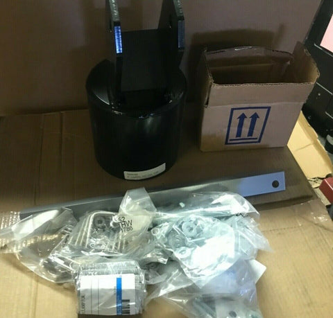 NEW DPW Solar Universal Top of Pole Mount for Six Type G Solar Modules UTPM6-G-Mega Mart Warehouse-Ultimate Unclaimed Freight Buyer and Seller Specialists