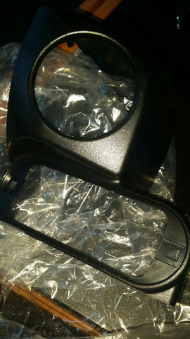 New Holland CASE LIGHT HOUSING ASSEMBLY RIGHT 84333224-Mega Mart Warehouse-Ultimate Unclaimed Freight Buyer and Seller Specialists