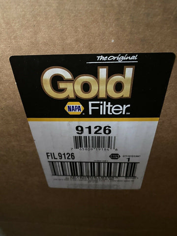 BRAND NEW  THE ORIGINAL 9126 NAPA GOLD AIR FILTER  FIL9126