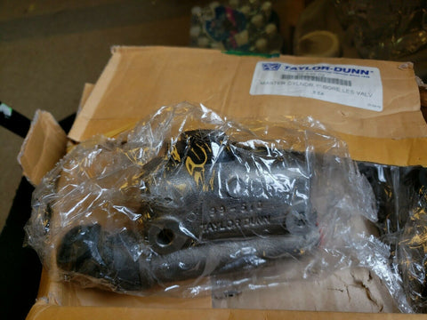 GENUINE TAYLOR DUNN BRAKE MASTER CYLINDER, 1" BORE, LES VALVE, PART # 99-510-02-Mega Mart Warehouse-Ultimate Unclaimed Freight Buyer and Seller Specialists