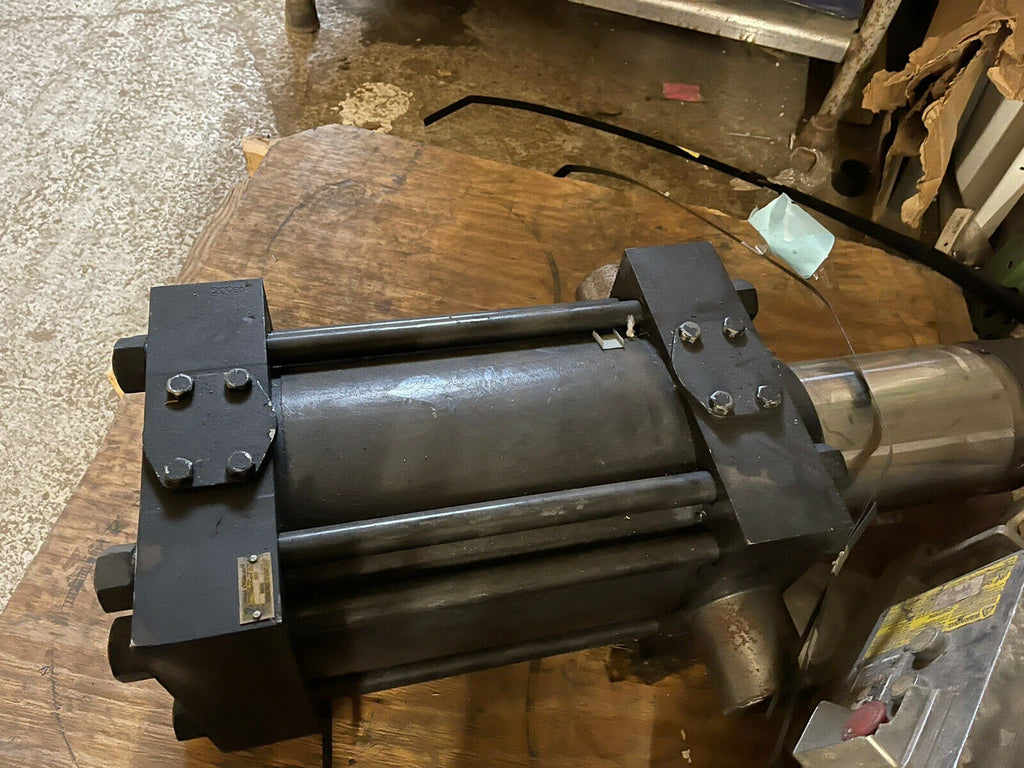 YATES TIE ROD HEAVYDUTY HYDRAULIC CYLINDER TW606 **FREE SHIPPING**...