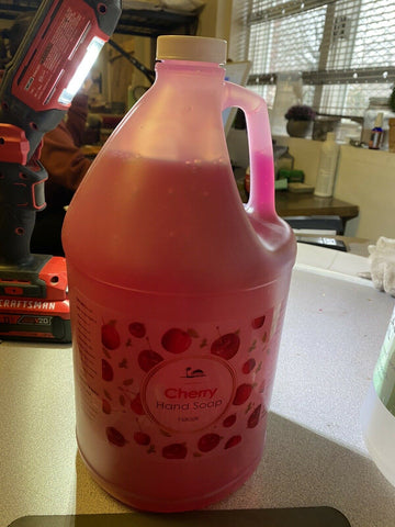 BRAND NEW  ARVI SPA  CHERRY HAND SOAP CSOA 001 ( 4 GALLONS PER LOT )