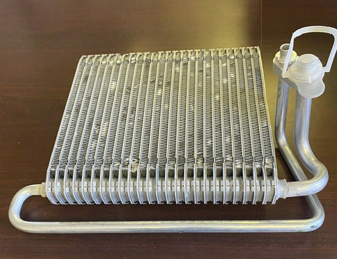BRAND NEW GENUINE OEM  FOMO CONDENSER  AH6H18N407 AA , FOMOCO