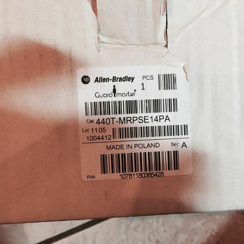 Allen-Bradley GUARD MASTER 440T-MRPSE14PA-Mega Mart Warehouse-Ultimate Unclaimed Freight Buyer and Seller Specialists