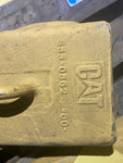 5 CATERPILLAR 555-0562 BUCKET TOOTH GENUINE OEM-Mega Mart Warehouse-Ultimate Unclaimed Freight Buyer and Seller Specialists