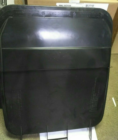 NEW Cascade 96 gallon replacement lid black-Mega Mart Warehouse-Ultimate Unclaimed Freight Buyer and Seller Specialists