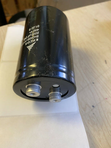 BRAND NEW Epcos B43458-A5228-M Capacitor