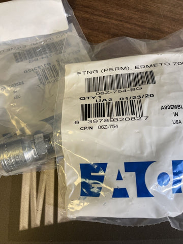 (2) BRAND NEW WEATHERHEAD 06Z-754-BG -Eaton  Z Series  Hose Fittings