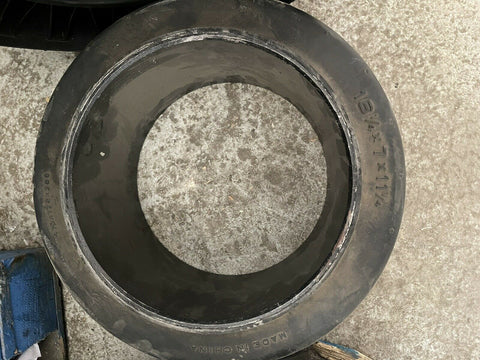 (1) NEW 16 1/4 x 7 x 11 1/4 Solideal Press On Tire Forklift Tire 413X178X288
