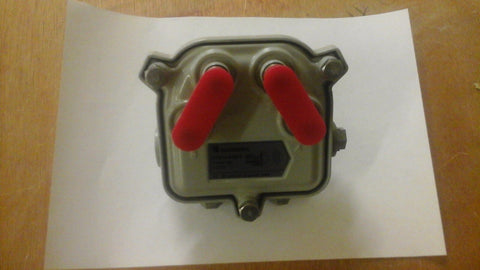 Lote 10 Piezas Technetix OTS-U-4-8 / i-T Sa Estilo, 4-way, 8dB, Exterior Grifo
